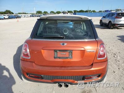 Zdjęcie 6 z 11 samochodu: 2011 MINI COOPER S VIN:WMWSV3C57BTY22845 - miniatura