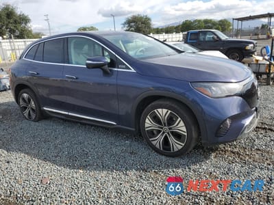 Czwarte zdjęcie samochodu z boku: 2023 MERCEDES-BENZ EQE SUV 350+ VIN:4JGGM2BB0PA009116 - miniatura