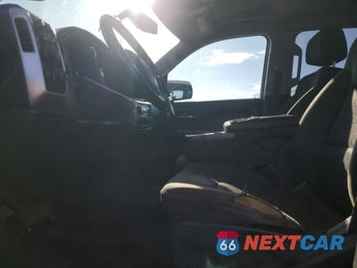 Zdjęcie 7 z 12 samochodu: 2015 GMC SIERRA K2500 SLE VIN:1GT22YEG1FZ127142 - miniatura
