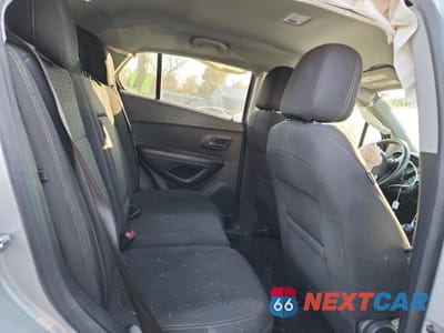 Zdjęcie 11 z 12 samochodu: 2022 CHEVROLET TRAX LS VIN:KL7CJNSM3NB545187 - miniatura