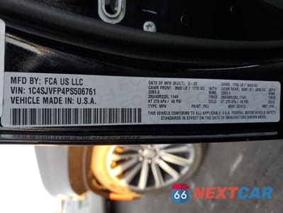 Zdjęcie 14 z 14 samochodu: 2023 JEEP GRAND WAGONEER SERIES II VIN:1C4SJVFP4PS506761 - miniatura