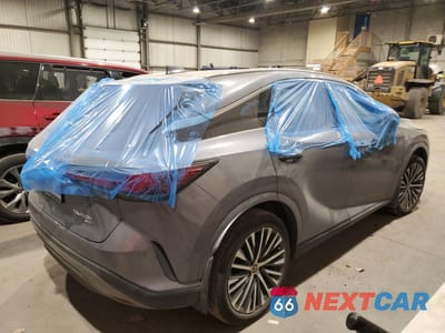 Trzecie zdjęcie samochodu z tyłu: 2023 LEXUS RX 350H BASE VIN:2T2BBMCA0PC006326 - miniatura