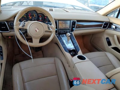 Zdjęcie 8 z 12 samochodu: 2011 PORSCHE PANAMERA 2 VIN:WP0AA2A79BL011797 - miniatura