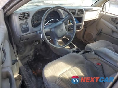 Zdjęcie 8 z 14 samochodu: 2002 CHEVROLET S TRUCK S10 VIN:1GCCS19WX28154949 - miniatura