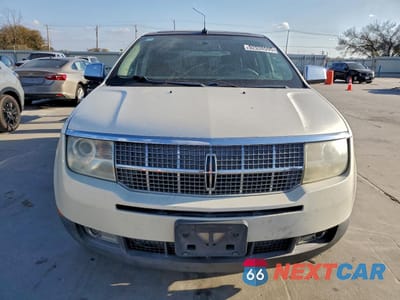 Piąte zdjęcie samochodu w środku: 2008 LINCOLN MKX VIN:2LMDU88C08BJ34326 - miniatura