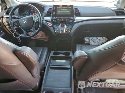 Zdjęcie 8 z 14 samochodu: 2018 HONDA ODYSSEY ELITE VIN:5FNRL6H92JB008737 - miniatura