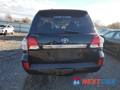 Zdjęcie 6 z 12 samochodu: 2015 TOYOTA LAND CRUISER VIN:JTMHY7AJ1F4032078 - miniatura