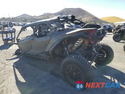 Czwarte zdjęcie samochodu z boku: 2025 CAN MAVERICK - utility vehicle VIN:3JB8NAU20SE000261 - miniatura