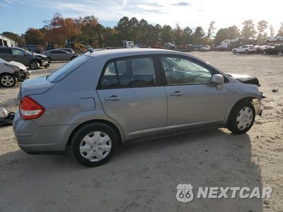 Trzecie zdjęcie samochodu z tyłu: 2011 NISSAN VERSA S VIN:3N1BC1AP3BL444001 - miniatura