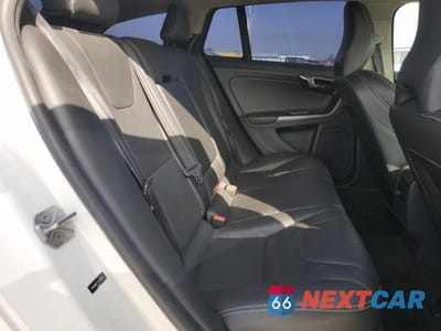 Zdjęcie 11 z 12 samochodu: 2018 VOLVO V60 T5 DYNAMIC VIN:YV140MEL1J2392563 - miniatura