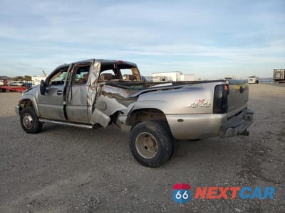 Drugie zdjęcie samochodu z przodu: 2003 CHEVROLET SILVERADO K3500 VIN:1GCJK39113E252715 - miniatura