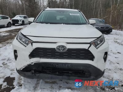 Piąte zdjęcie samochodu w środku: 2020 TOYOTA RAV4 XLE VIN:2T3R1RFV6LW087866 - miniatura