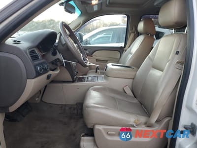 Zdjęcie 7 z 12 samochodu: 2013 CHEVROLET AVALANCHE LTZ VIN:3GNTKGE70DG246867 - miniatura