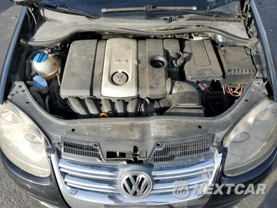 Zdjęcie 11 z 12 samochodu: 2005 VOLKSWAGEN NEW JETTA 2.5L OPTION PACKAGE 1 VIN:3VWSF71K45M601929 - miniatura