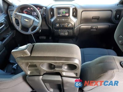 Zdjęcie 8 z 12 samochodu: 2022 CHEVROLET SILVERADO LTD C1500 CUSTOM VIN:3GCPWBEK9NG174297 - miniatura