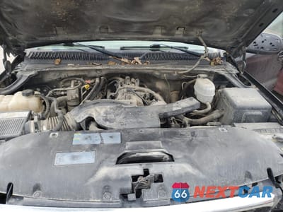 Zdjęcie 12 z 15 samochodu: 2005 GMC YUKON XL DENALI VIN:1GKFK66U65J262063 - miniatura