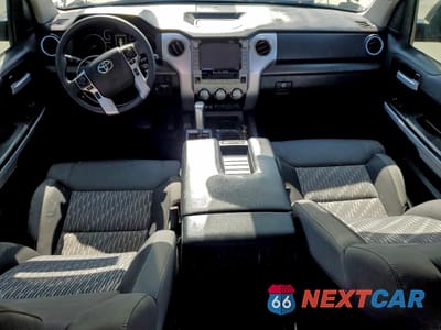 Zdjęcie 8 z 13 samochodu: 2021 TOYOTA TUNDRA CREWMAX SR5 VIN:5TFEY5F14MX296939 - miniatura