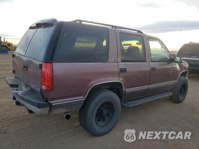Trzecie zdjęcie samochodu z tyłu: 1997 CHEVROLET TAHOE K1500 VIN:1GNEK13R3VJ361599 - miniatura