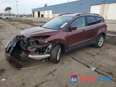 2018 FORD ESCAPE SE 1FMCU9GD4JUC69381 - główne zdjęcie licytacji z USA - miniatura
