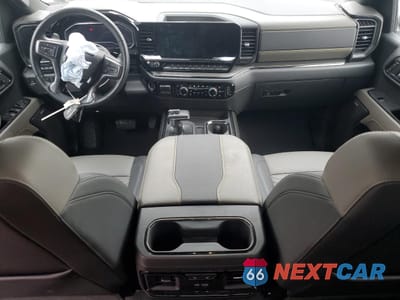 Zdjęcie 8 z 16 samochodu: 2024 CHEVROLET SILVERADO K1500 ZR2 VIN:3GCUDHEL2RG137828 - miniatura