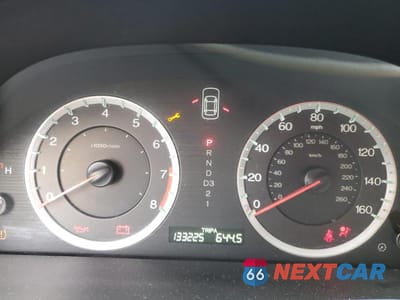 Zdjęcie 9 z 12 samochodu: 2008 HONDA ACCORD LXP VIN:JHMCP26448C026995 - miniatura