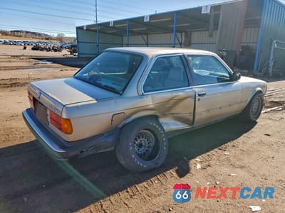 Trzecie zdjęcie samochodu z tyłu: 1987 BMW 325 IS VIN:WBAAA1300H2322587 - miniatura