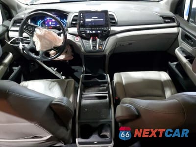Zdjęcie 8 z 13 samochodu: 2020 HONDA ODYSSEY EXL VIN:5FNRL6H77LB020089 - miniatura