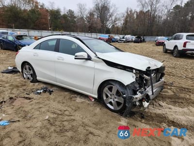 Czwarte zdjęcie samochodu z boku: 2015 MERCEDES-BENZ CLA 250 4MATIC VIN:WDDSJ4GB9FN205547 - miniatura