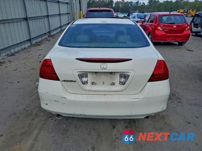 Zdjęcie 6 z 12 samochodu: 2006 HONDA ACCORD EX VIN:1HGCM66576A074690 - miniatura