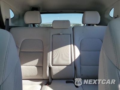 Zdjęcie 10 z 15 samochodu: 2019 HYUNDAI TUCSON SE VIN:KM8J2CA49KU074882 - miniatura