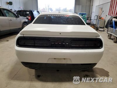 Zdjęcie 6 z 12 samochodu: 2016 DODGE CHALLENGER SXT VIN:2C3CDZAG1GH108526 - miniatura