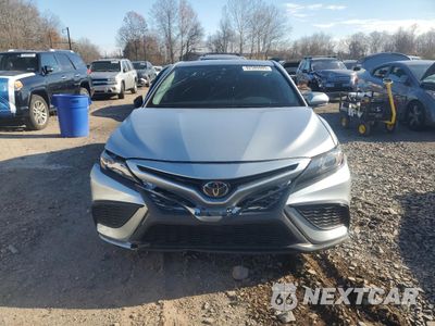 Piąte zdjęcie samochodu w środku: 2023 TOYOTA CAMRY SE NIGHT SHADE VIN:4T1G11AK8PU810511 - miniatura
