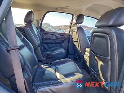 Zdjęcie 11 z 15 samochodu: 2013 CADILLAC ESCALADE VIN:1GYS4AEF7DR141000 - miniatura