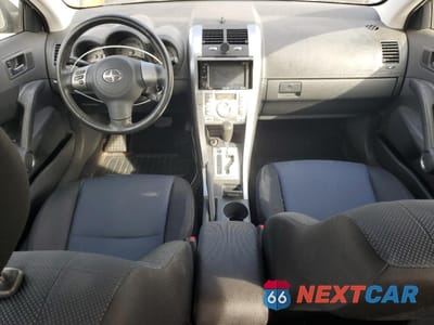 Zdjęcie 8 z 14 samochodu: 2007 TOYOTA SCION TC VIN:JTKDE167770213186 - miniatura