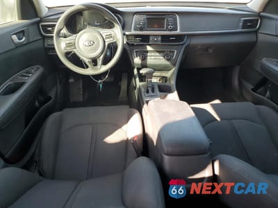 Zdjęcie 8 z 12 samochodu: 2017 KIA OPTIMA LX VIN:5XXGT4L33HG161374 - miniatura