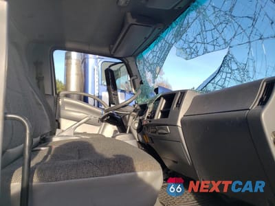 Zdjęcie 7 z 14 samochodu: 2022 ISUZU NPR HD REFUSE TRUCK VIN:54DC4W1D9NS200369 - miniatura