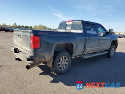Trzecie zdjęcie samochodu z tyłu: 2017 CHEVROLET SILVERADO K3500 HIGH COUNTRY VIN:1GC4K1EY9HF225459 - miniatura