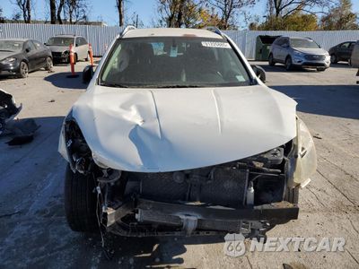 Piąte zdjęcie samochodu w środku: 2014 NISSAN ROGUE SELECT S VIN:JN8AS5MV4EW710366 - miniatura