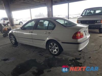 Drugie zdjęcie samochodu z przodu: 2004 BMW 325 IS SULEV VIN:WBAAZ334X4KP88884 - miniatura