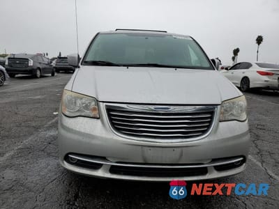 Piąte zdjęcie samochodu w środku: 2012 CHRYSLER TOWN & COUNTRY TOURING VIN:2C4RC1BG7CR326466 - miniatura
