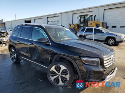 Czwarte zdjęcie samochodu z boku: 2024 MERCEDES-BENZ GLB 250 4MATIC VIN:W1N4M4HB1RW373232 - miniatura