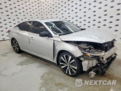 Czwarte zdjęcie samochodu z boku: 2019 NISSAN ALTIMA 2.5 SR VIN:1N4BL4CV3KC111924 - miniatura