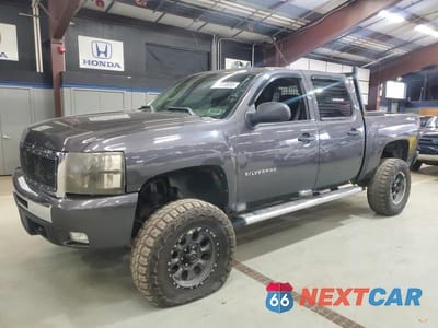 2010 CHEVROLET SILVERADO K1500 LT 3GCRKSE36AG301076 - główne zdjęcie licytacji z USA - miniatura