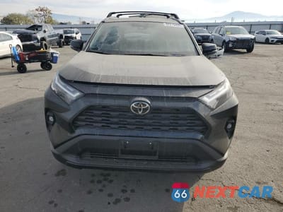 Piąte zdjęcie samochodu w środku: 2025 TOYOTA RAV4 XLE PREMIUM VIN:2T3C1RFVXSW421160 - miniatura
