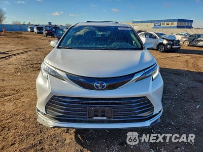 Piąte zdjęcie samochodu w środku: 2025 TOYOTA SIENNA LIMITED VIN:5TDZRKEC1SS280071 - miniatura