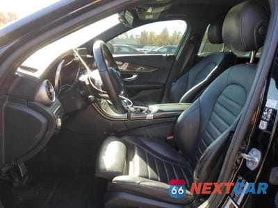 Zdjęcie 7 z 11 samochodu: 2018 MERCEDES-BENZ C 43 4MATIC AMG VIN:55SWF6EB2JU259046 - miniatura