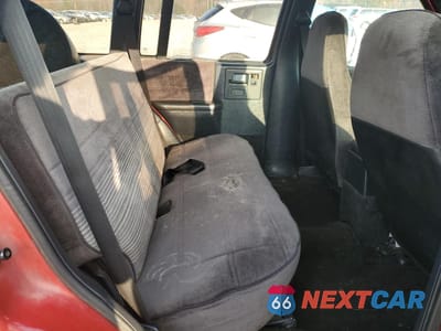Zdjęcie 11 z 15 samochodu: 1993 CHEVROLET BLAZER S10 VIN:1GNCS13W6P2185559 - miniatura