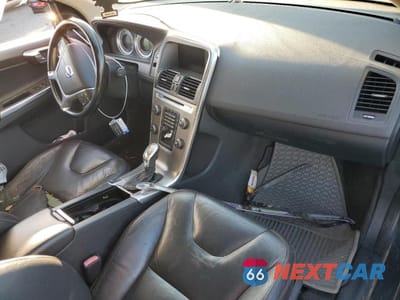 Zdjęcie 8 z 11 samochodu: 2013 VOLVO XC60 3.2 VIN:YV4940DZ9D2430590 - miniatura