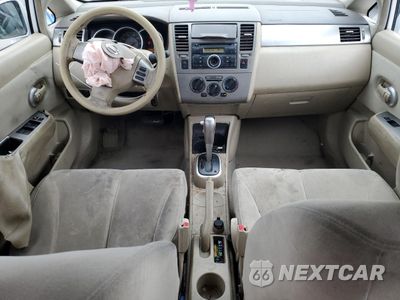 Zdjęcie 8 z 13 samochodu: 2009 NISSAN VERSA S VIN:3N1BC13E89L399286 - miniatura