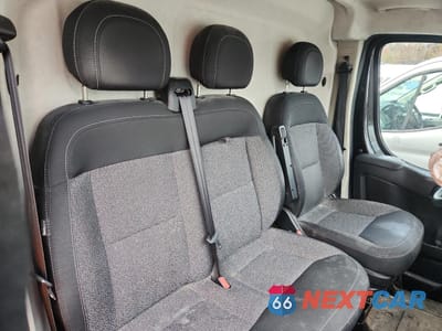 Zdjęcie 10 z 13 samochodu: 2021 RAM PROMASTER DELIVERY VAN VIN:3C6LRVDG7ME518215 - miniatura